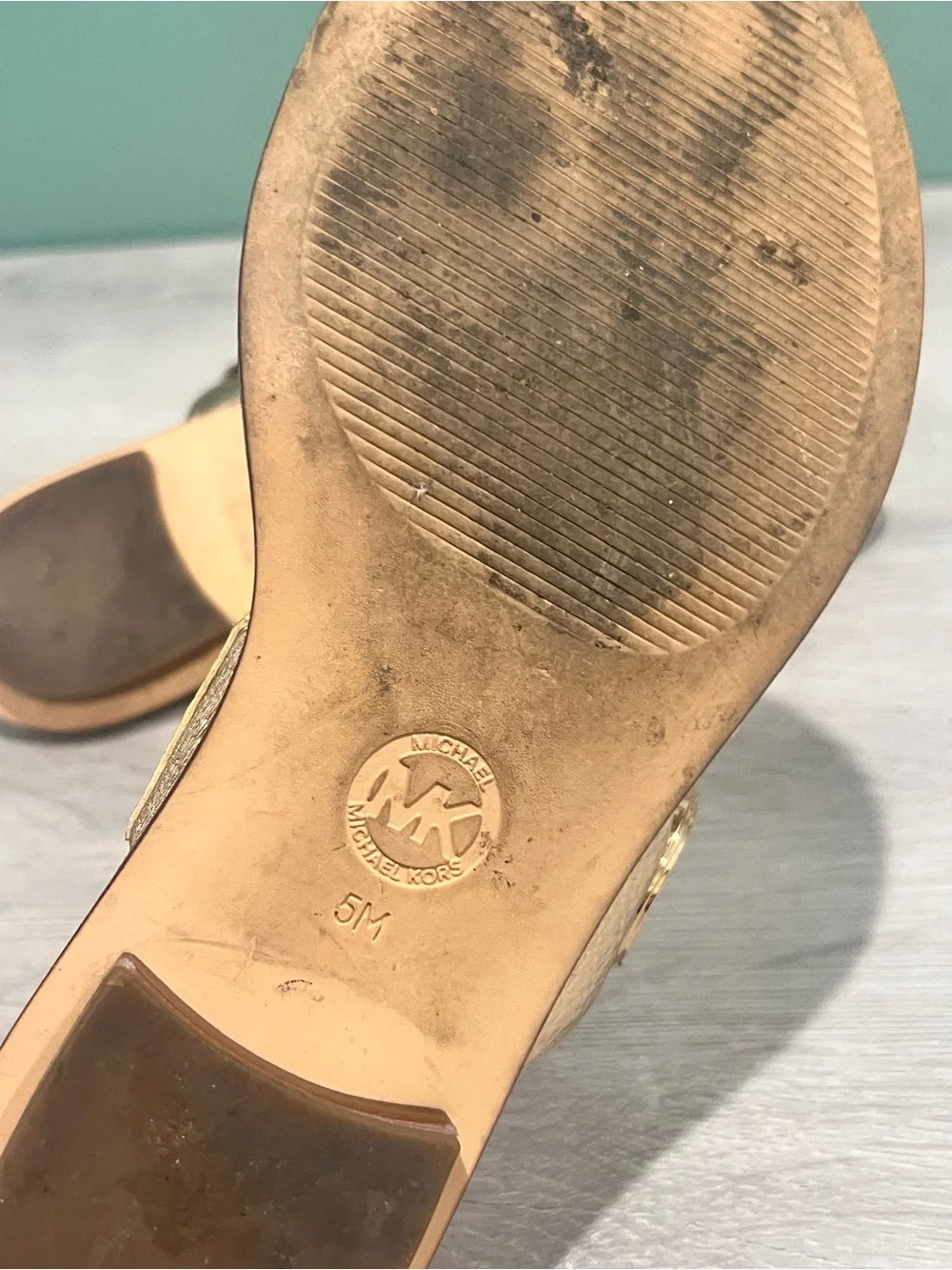 Michael Kors Gold Metallic Logo Slide Sandals Women’s Size 5M